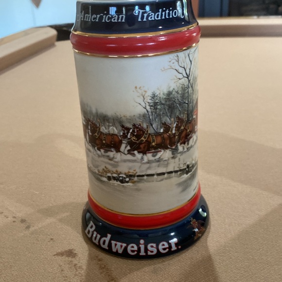 Anheiser-Busch, Inc. Budweiser 1990 Collector Steins - Picture 2 of 5